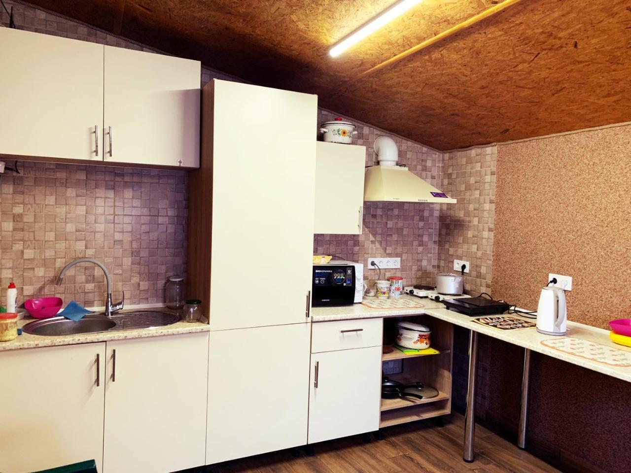 אוזהורוד Hostel Gulliver מראה חיצוני תמונה